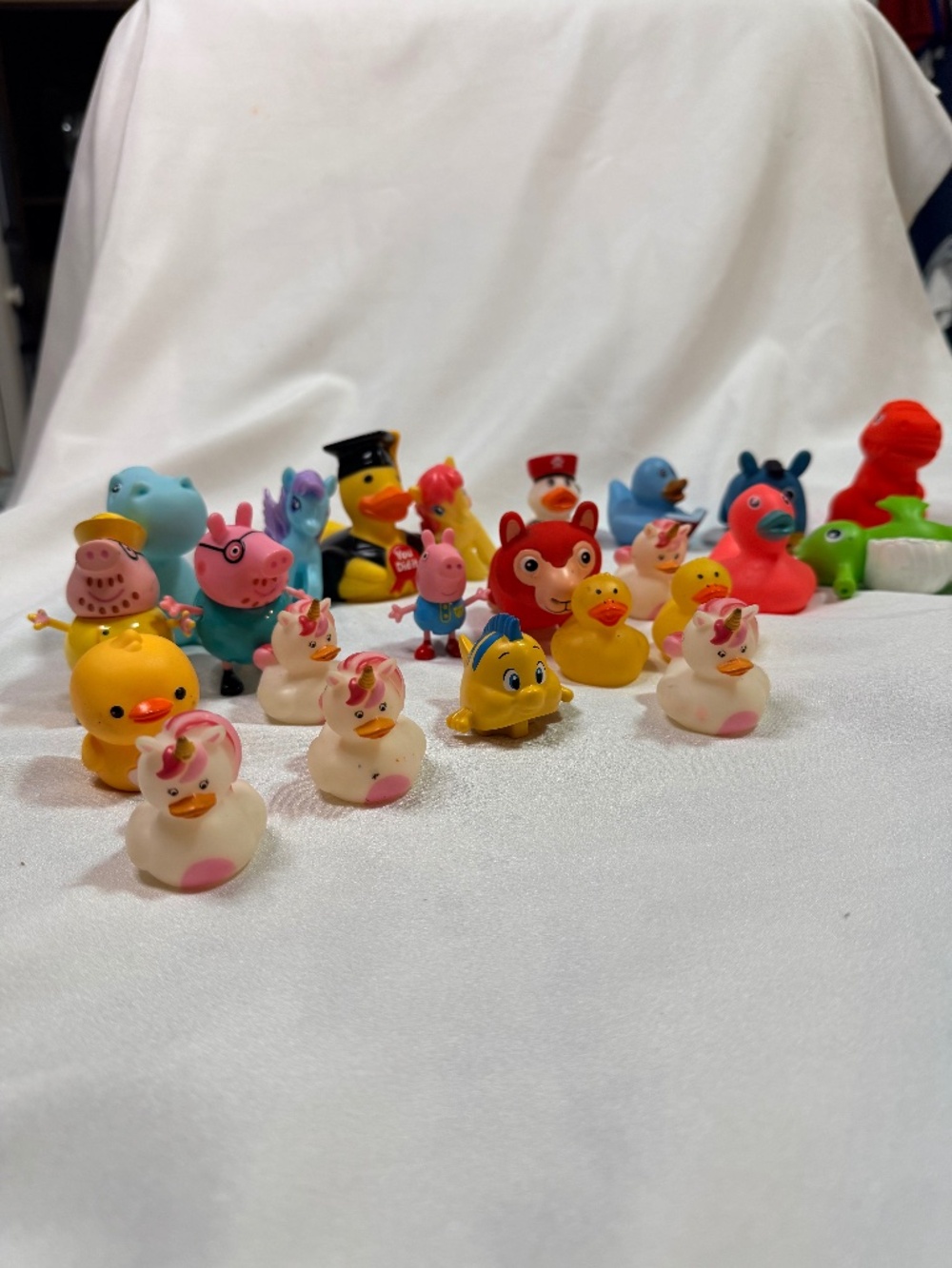 Mixed Mini Rubber Duck & Character Figure Lot 25+ Peppa Pig Unicorn Pony Toys
